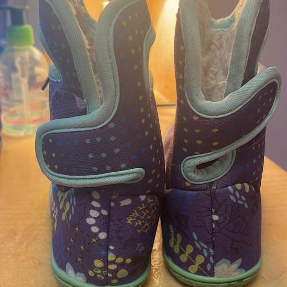Toddler bogs winter boots size 7 - Picture 2 of 2